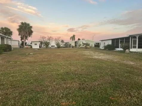 529 Parkwood Avenue North Port FL 34287