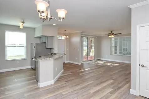 9088 Lake Chase Island Way Tampa FL 33626