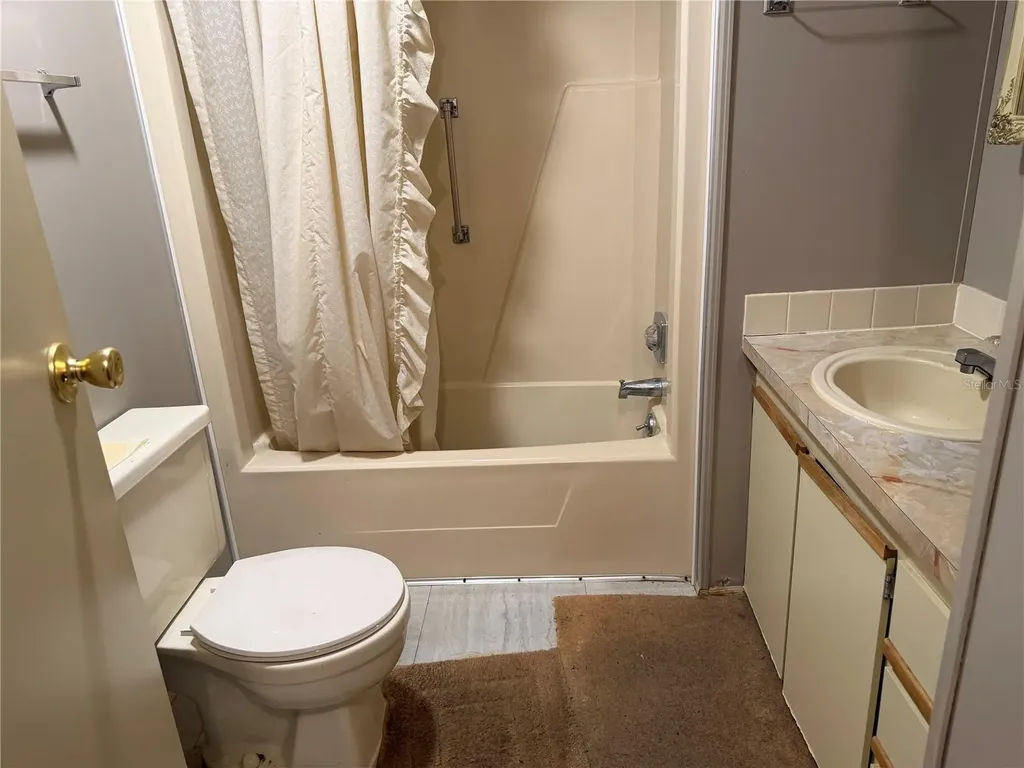 4165 Rolling Oaks Drive Winter Haven FL 33880