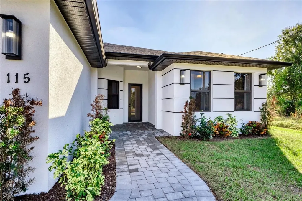 115 Green Pine Park Rotonda West FL 33947