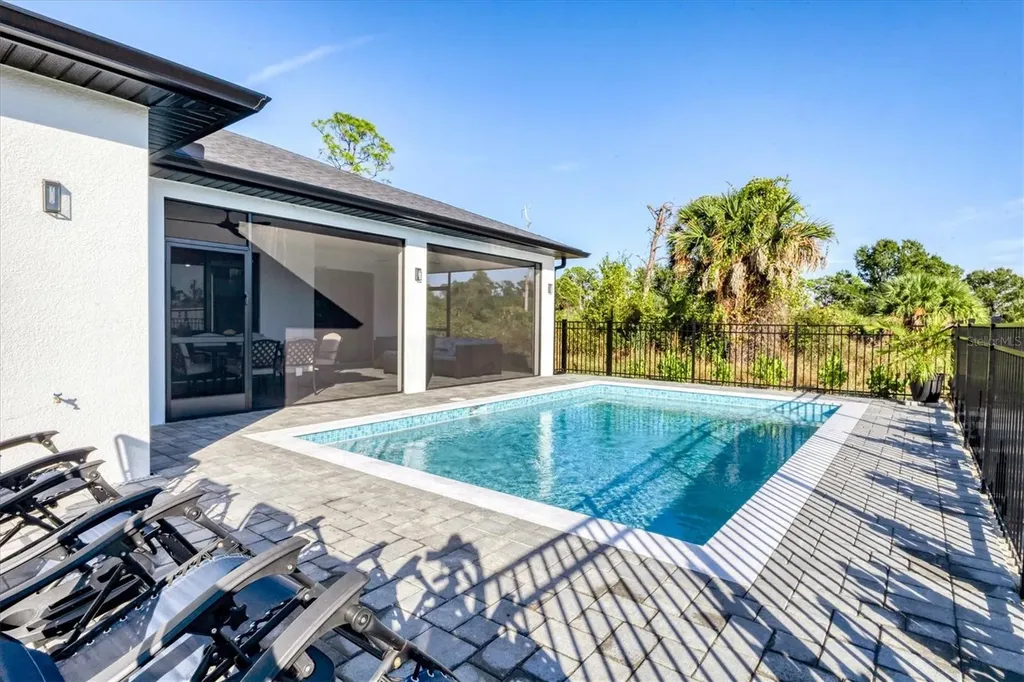 115 Green Pine Park Rotonda West FL 33947