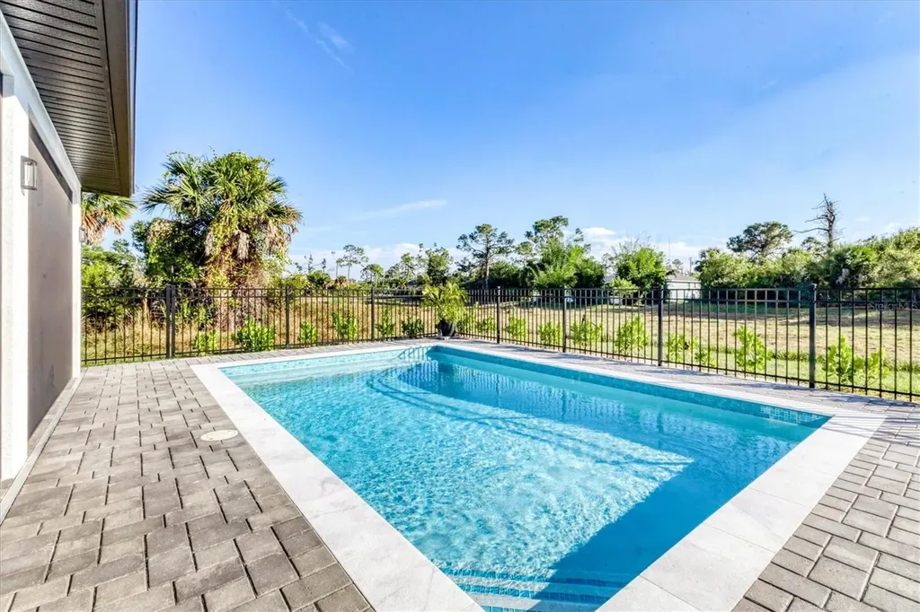 115 Green Pine Park Rotonda West FL 33947