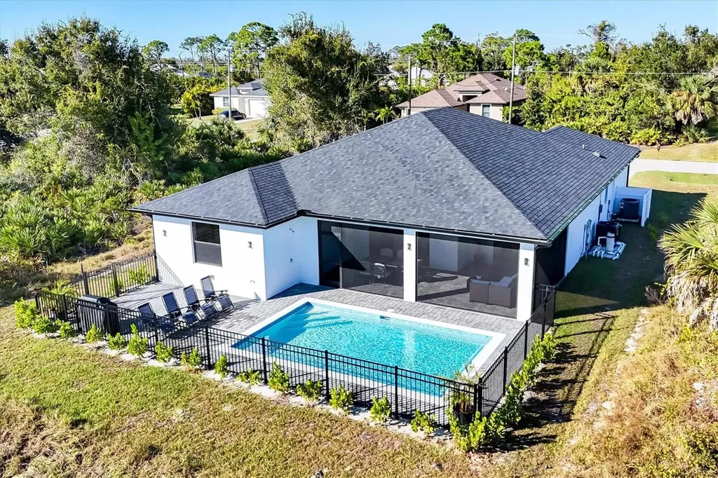 115 Green Pine Park Rotonda West FL 33947