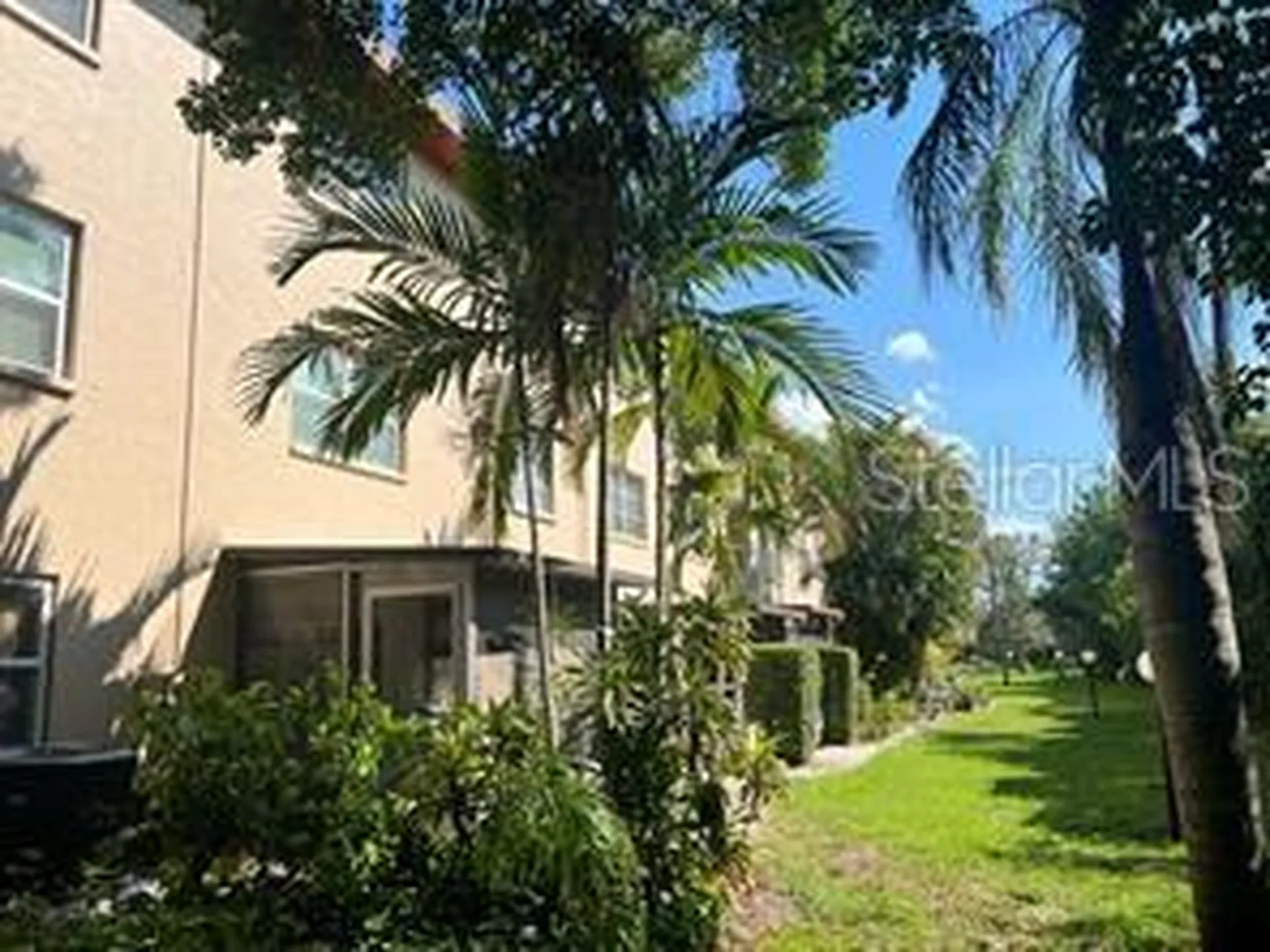 4242 Heron Way Bradenton FL 34205