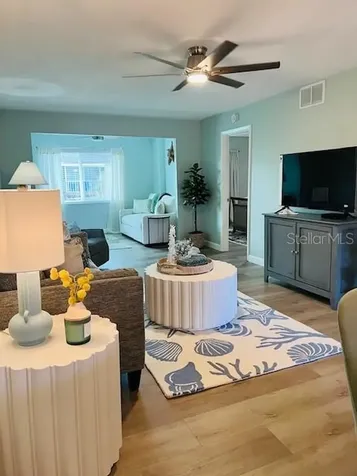 4242 Heron Way Bradenton FL 34205