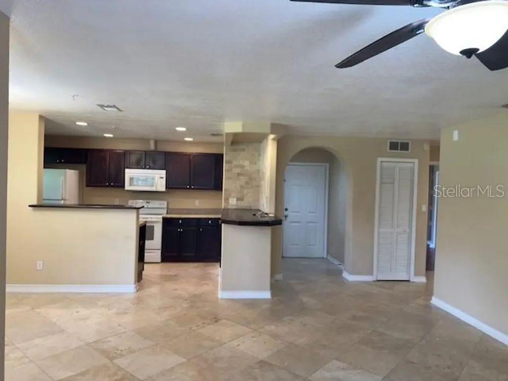 200 Afton Square Altamonte Springs FL 32714