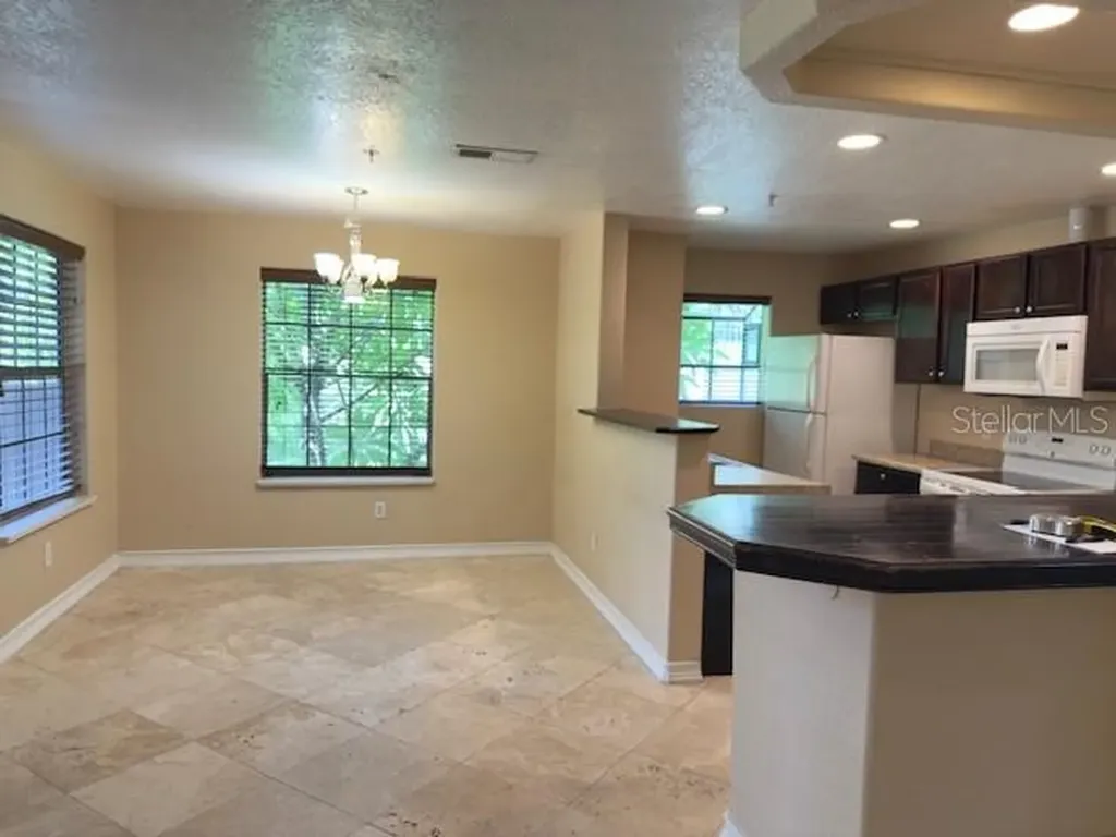 200 Afton Square Altamonte Springs FL 32714
