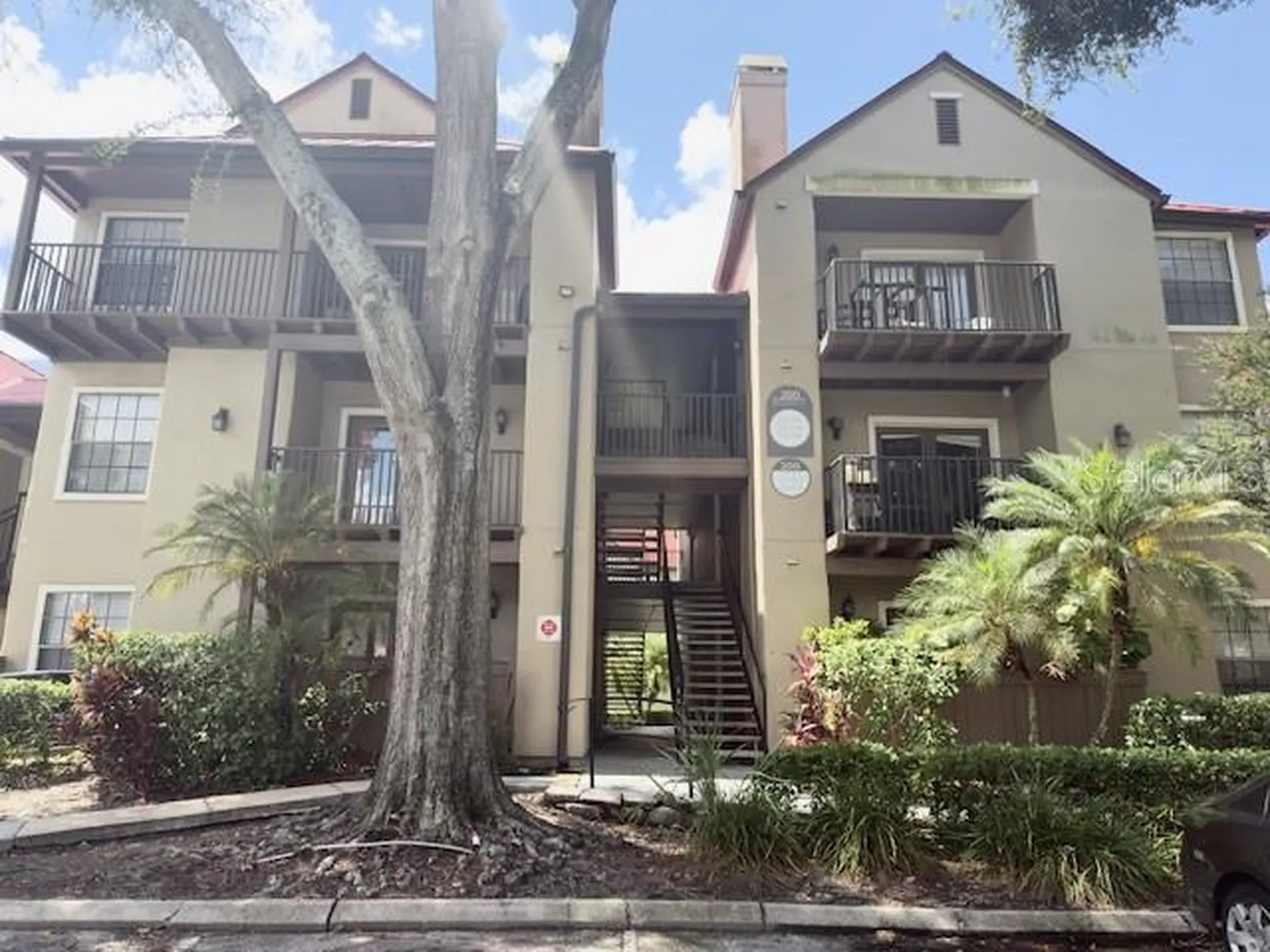 200 Afton Square Altamonte Springs FL 32714