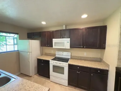 200 Afton Square Altamonte Springs FL 32714
