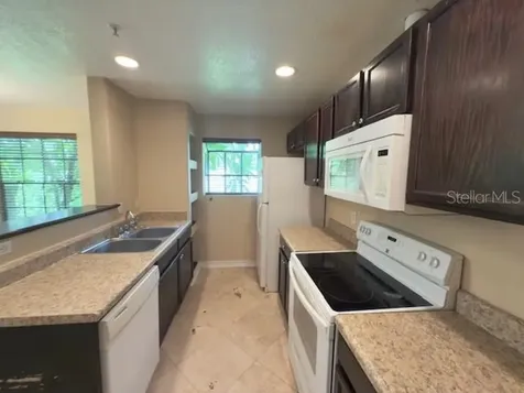 200 Afton Square Altamonte Springs FL 32714