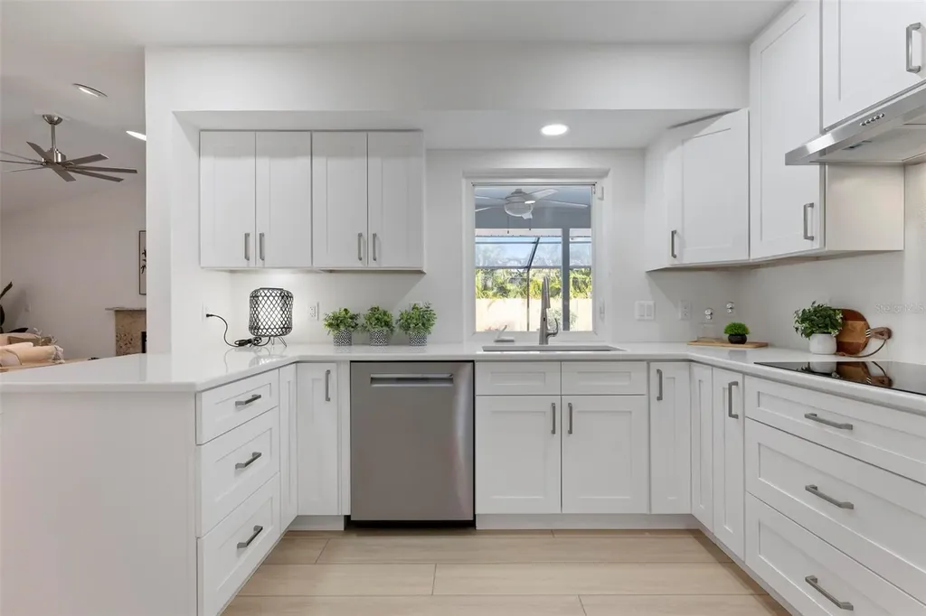 393 Flamingo Drive Venice FL 34285