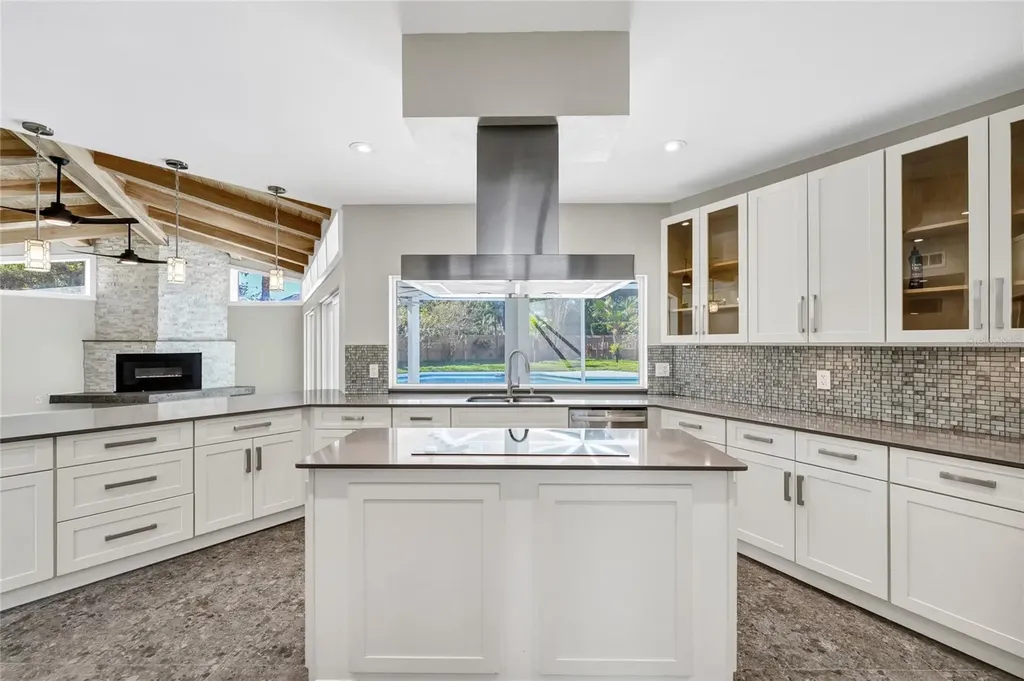 8922 Bay Cove Court Orlando FL 32819
