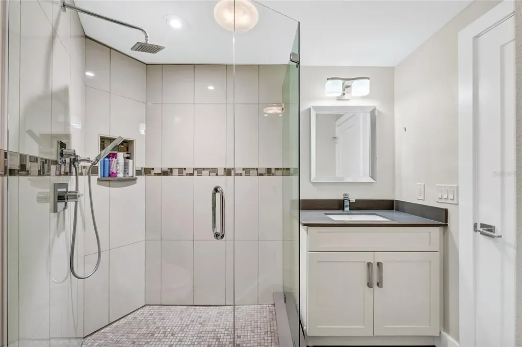 8922 Bay Cove Court Orlando FL 32819