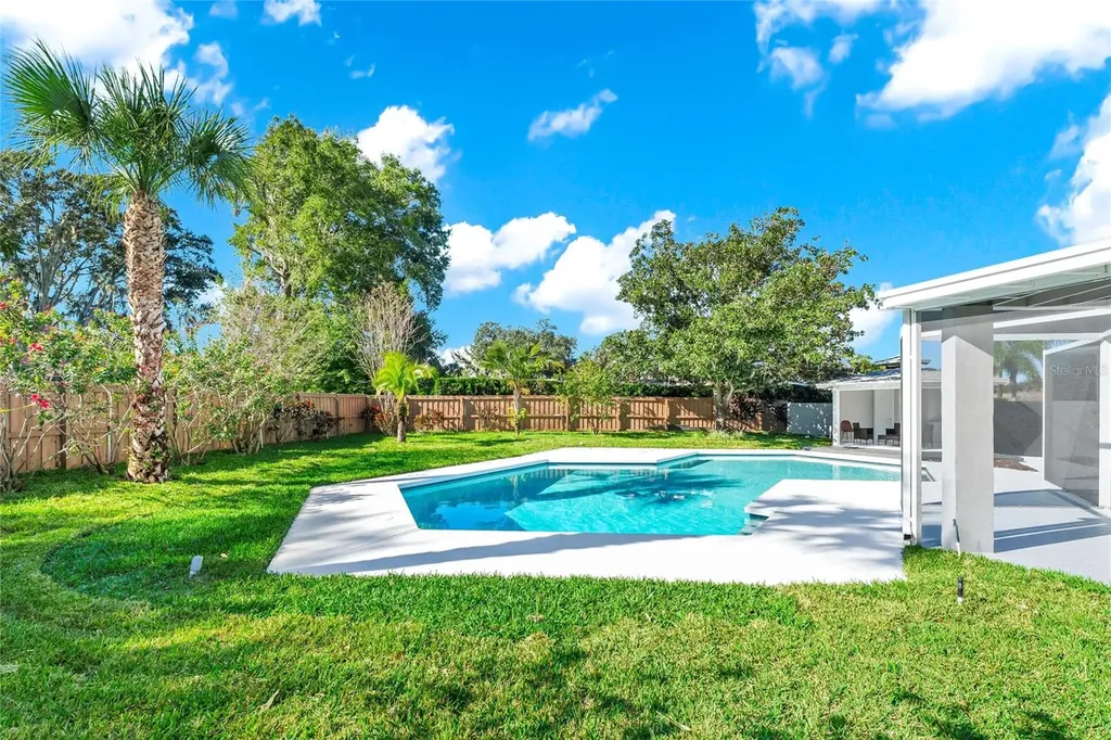 8922 Bay Cove Court Orlando FL 32819