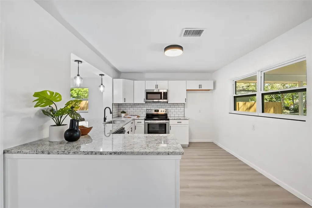 1620 San Mateo Drive Dunedin FL 34698