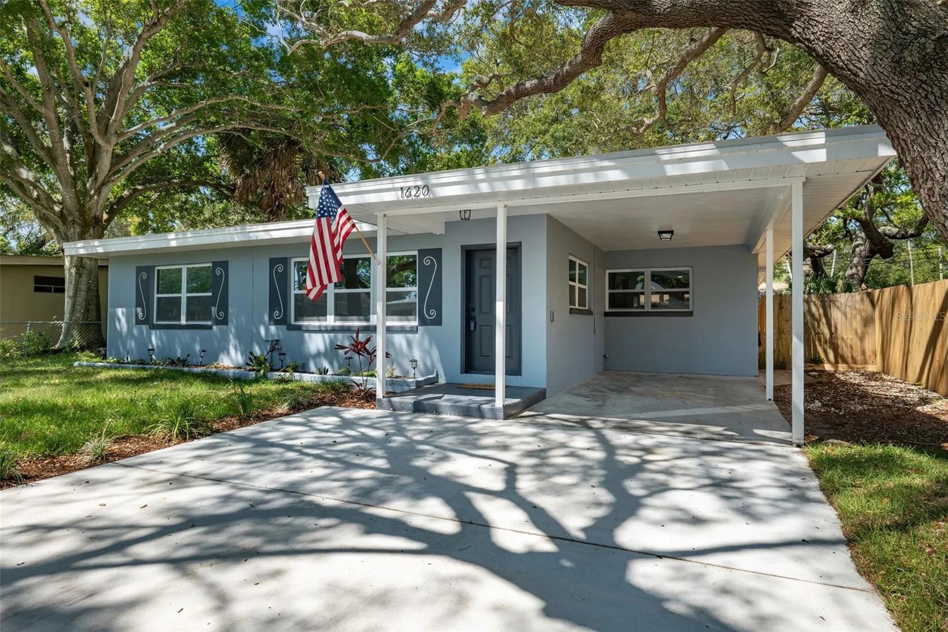 1620 San Mateo Drive Dunedin FL 34698