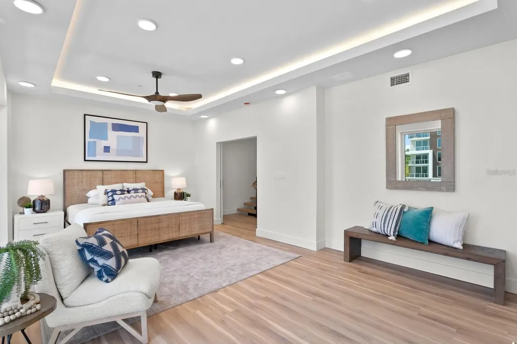864 N Osceola Avenue Clearwater FL 33755