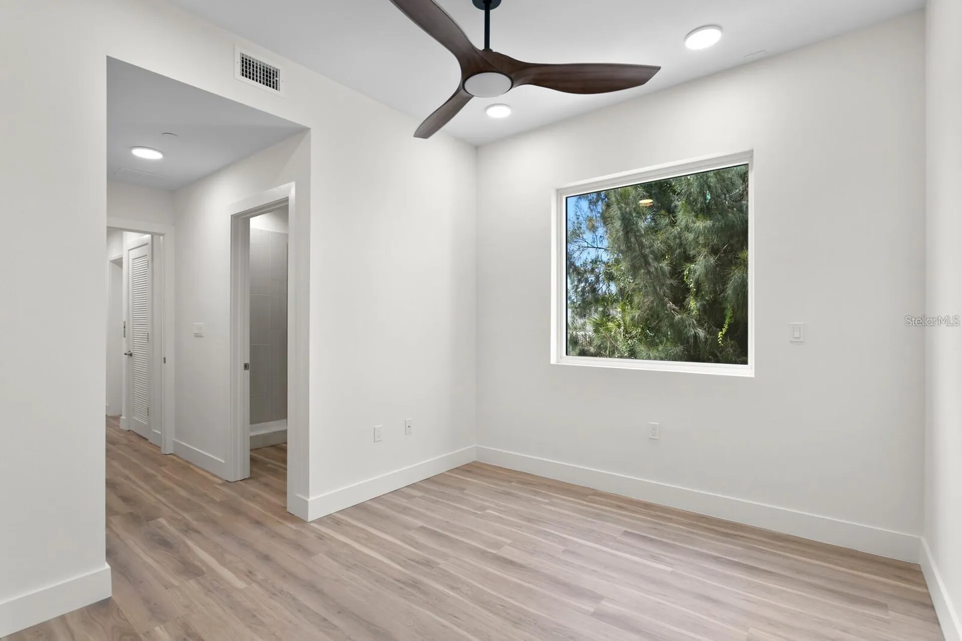864 N Osceola Avenue Clearwater FL 33755