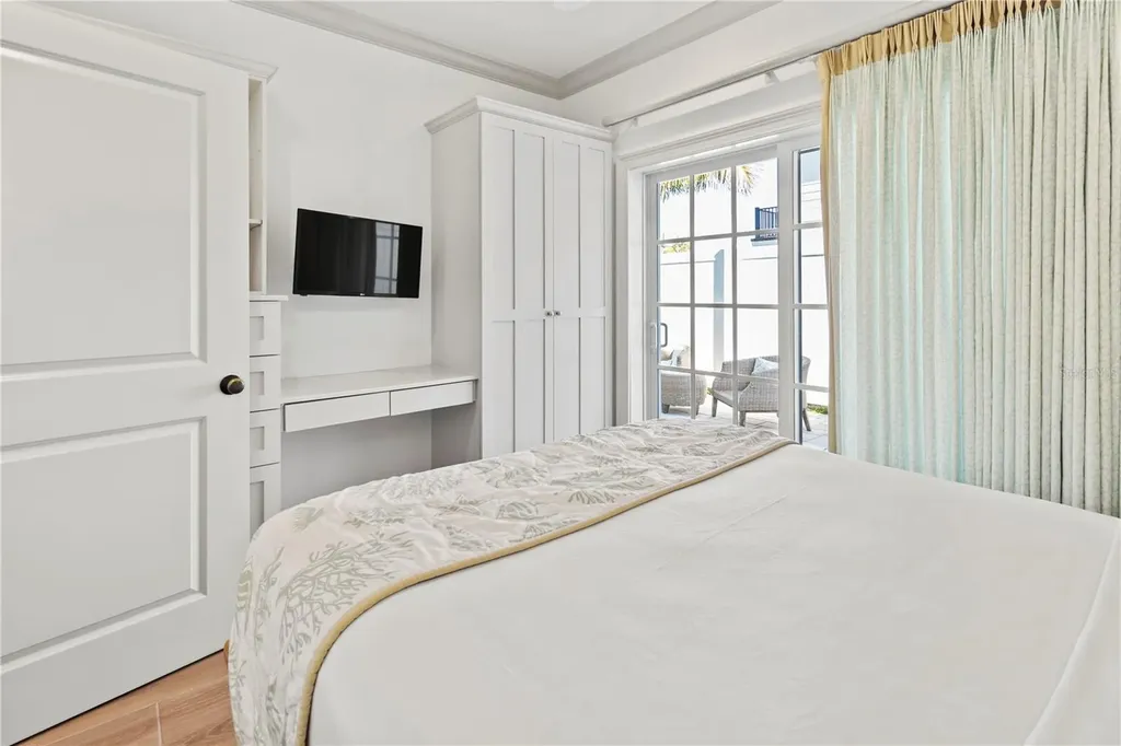 103 66th Street Holmes Beach FL 34217