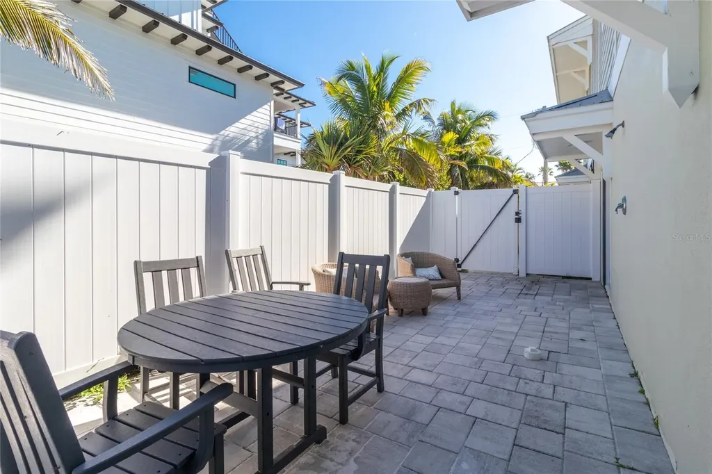 103 66th Street Holmes Beach FL 34217