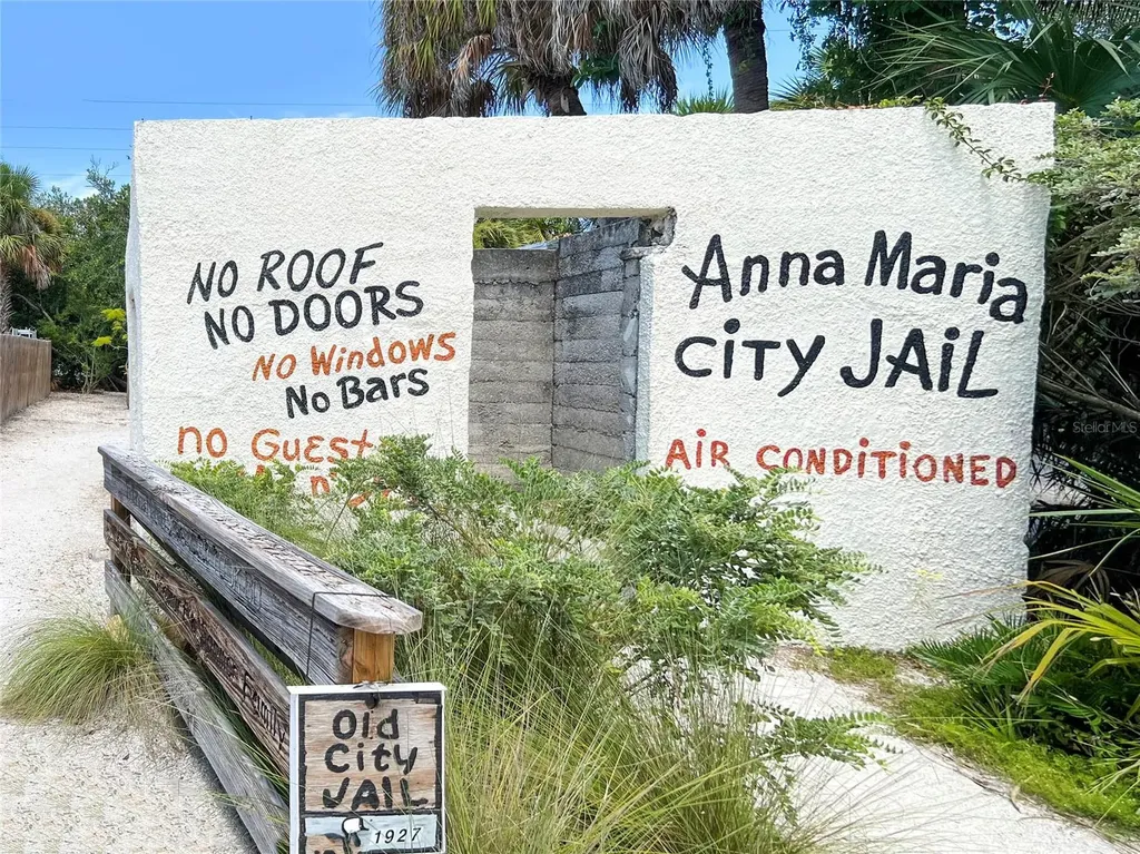 103 66th Street Holmes Beach FL 34217