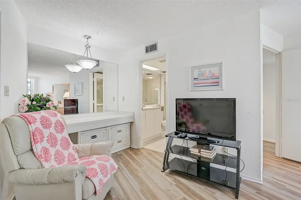 6518 Midnight Pass Road Sarasota FL 34242