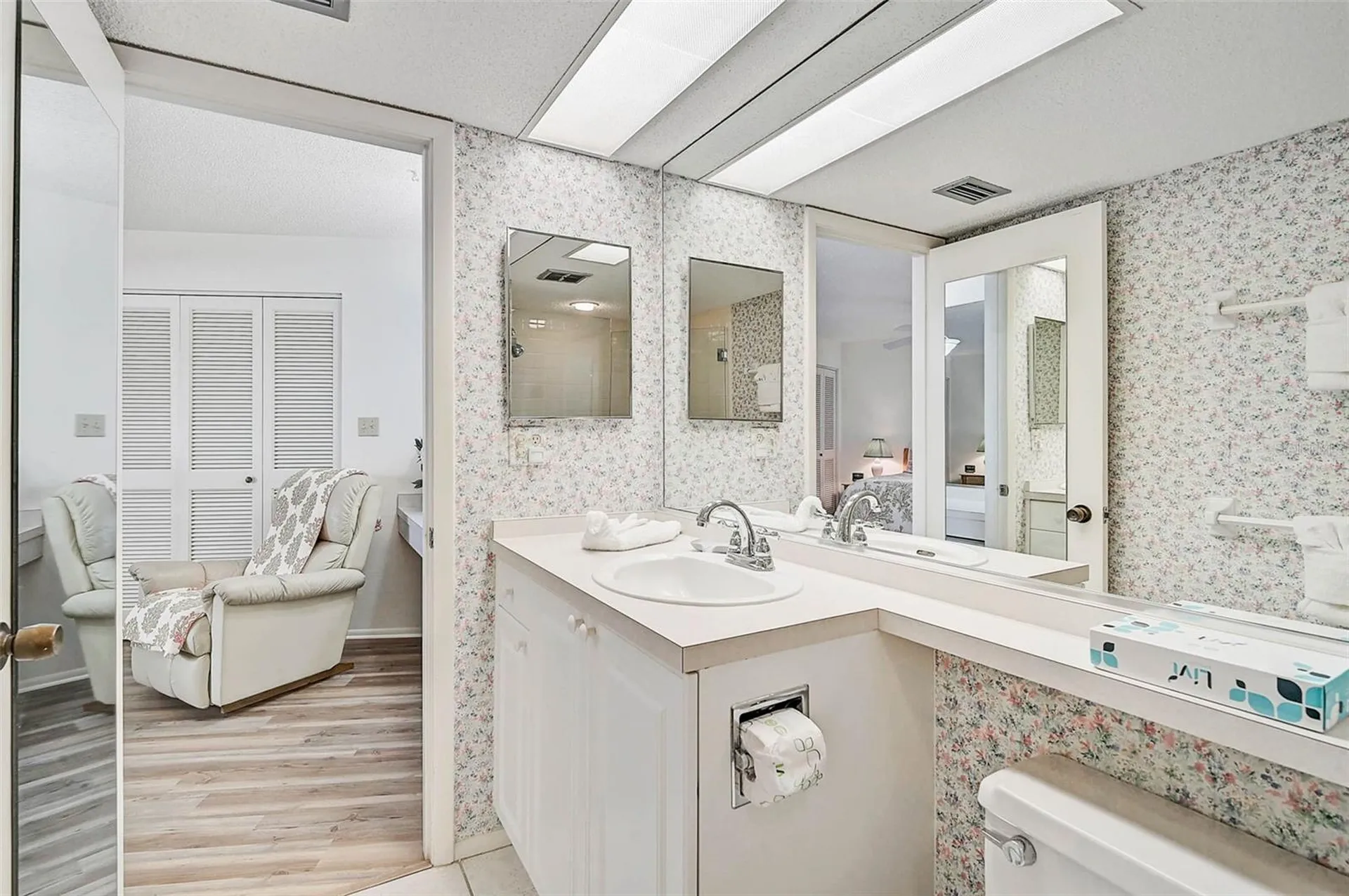 6518 Midnight Pass Road Sarasota FL 34242