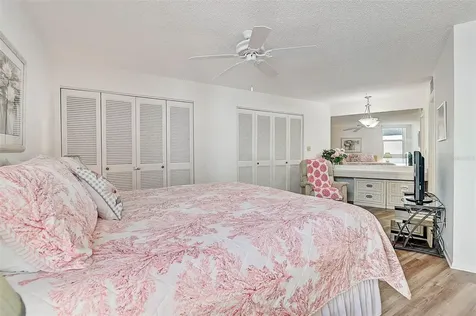 6518 Midnight Pass Road Sarasota FL 34242
