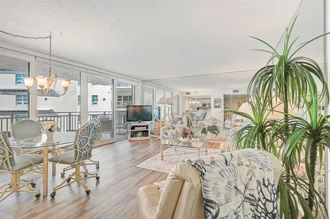6518 Midnight Pass Road Sarasota FL 34242