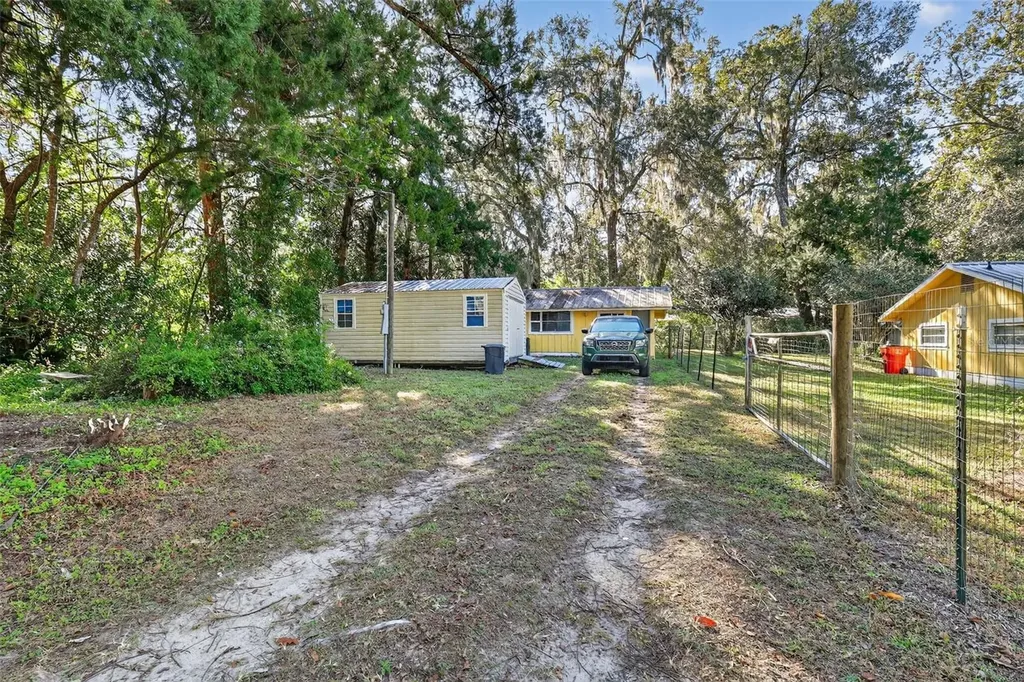 8481 Cr 636 Bushnell FL 33513