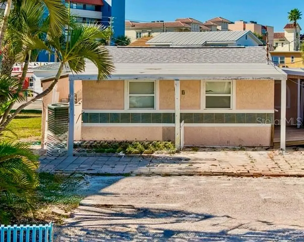50 137th Avenue Circle Madeira Beach FL 33708
