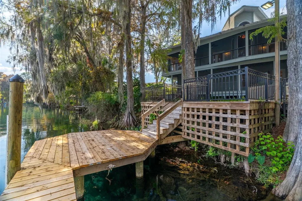 11685 E Blue Cove Drive Dunnellon FL 34432