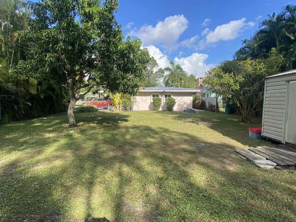 27511 Cleveland Avenue Punta Gorda FL 33982