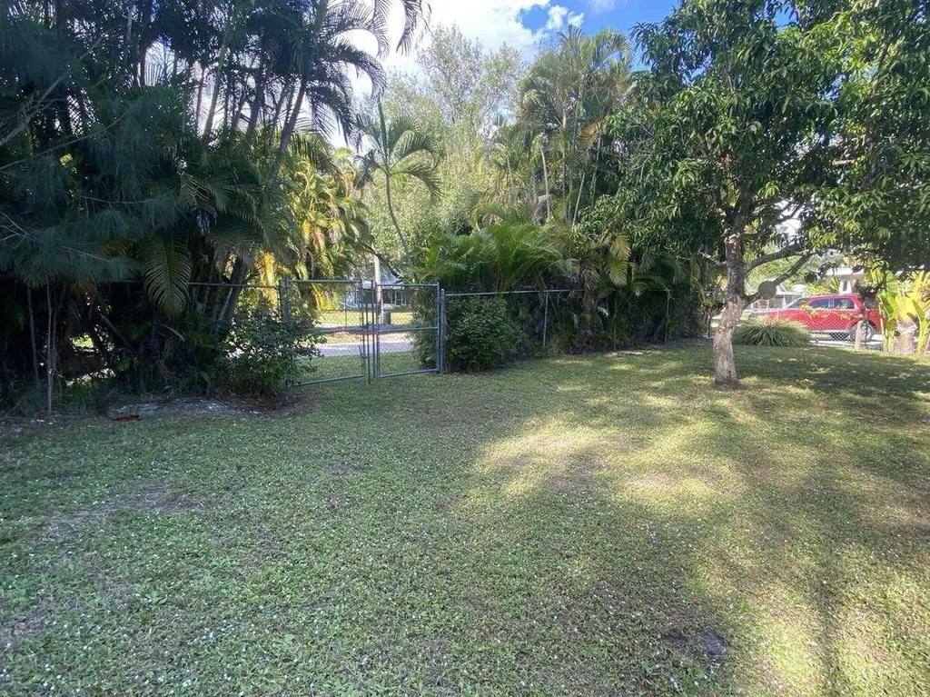 27511 Cleveland Avenue Punta Gorda FL 33982