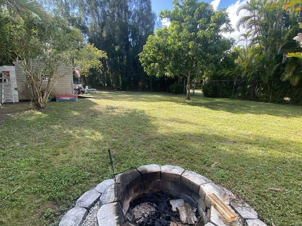 27511 Cleveland Avenue Punta Gorda FL 33982