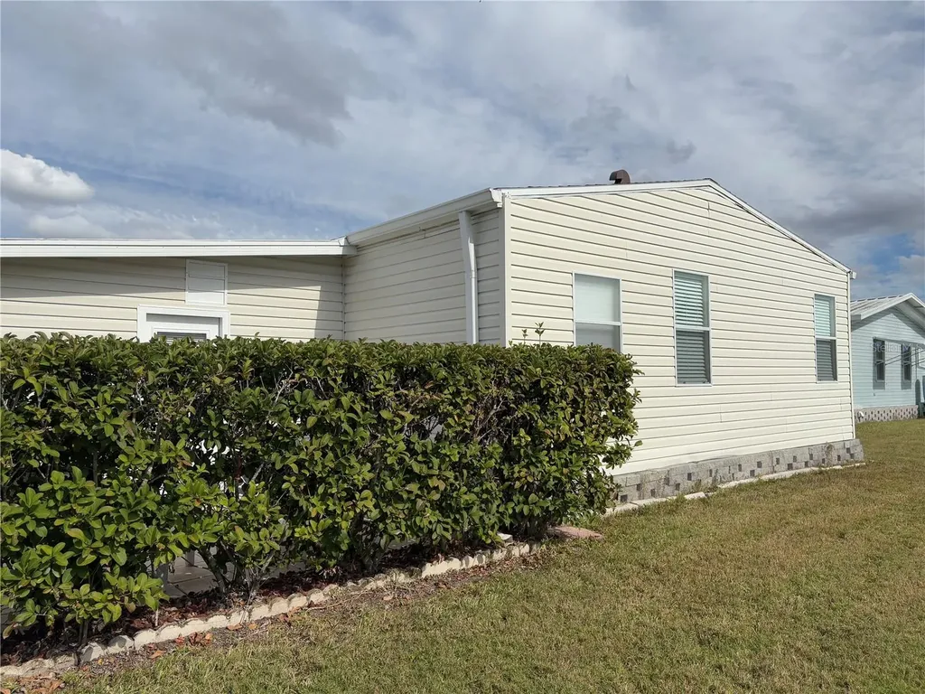 5707 45th Street E Bradenton FL 34203