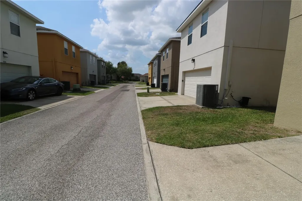 9029 Aspen Hollow Place Riverview FL 33578