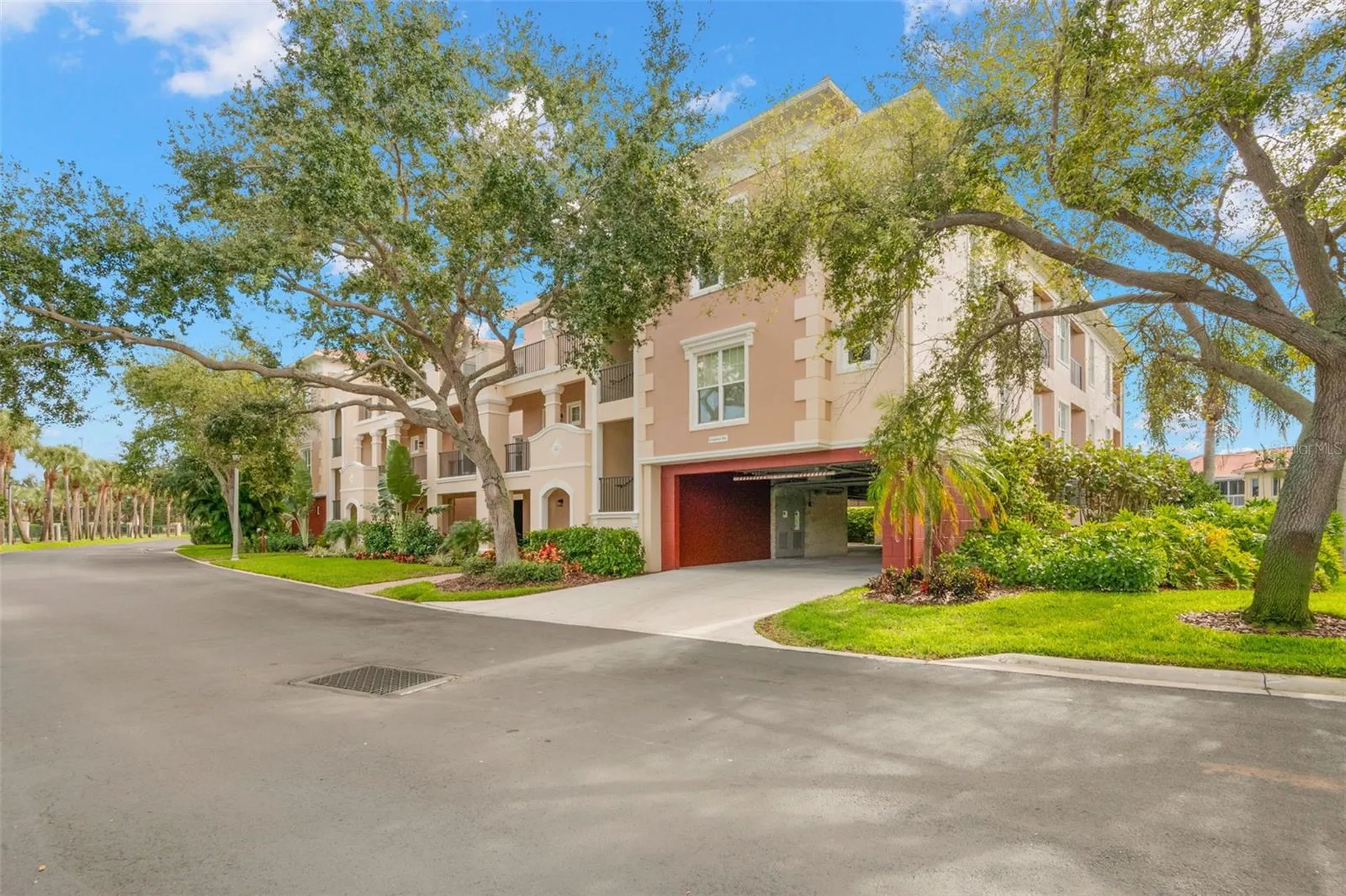 8 Academy Way S St Petersburg FL 33711