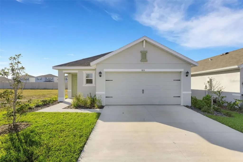 5831 Silver Moonlight Drive Palmetto FL 34221