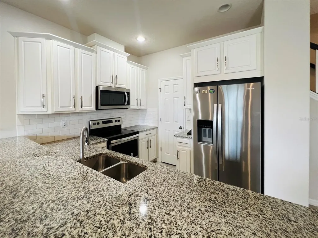 2477 Toscolona Drive Kissimmee FL 34741