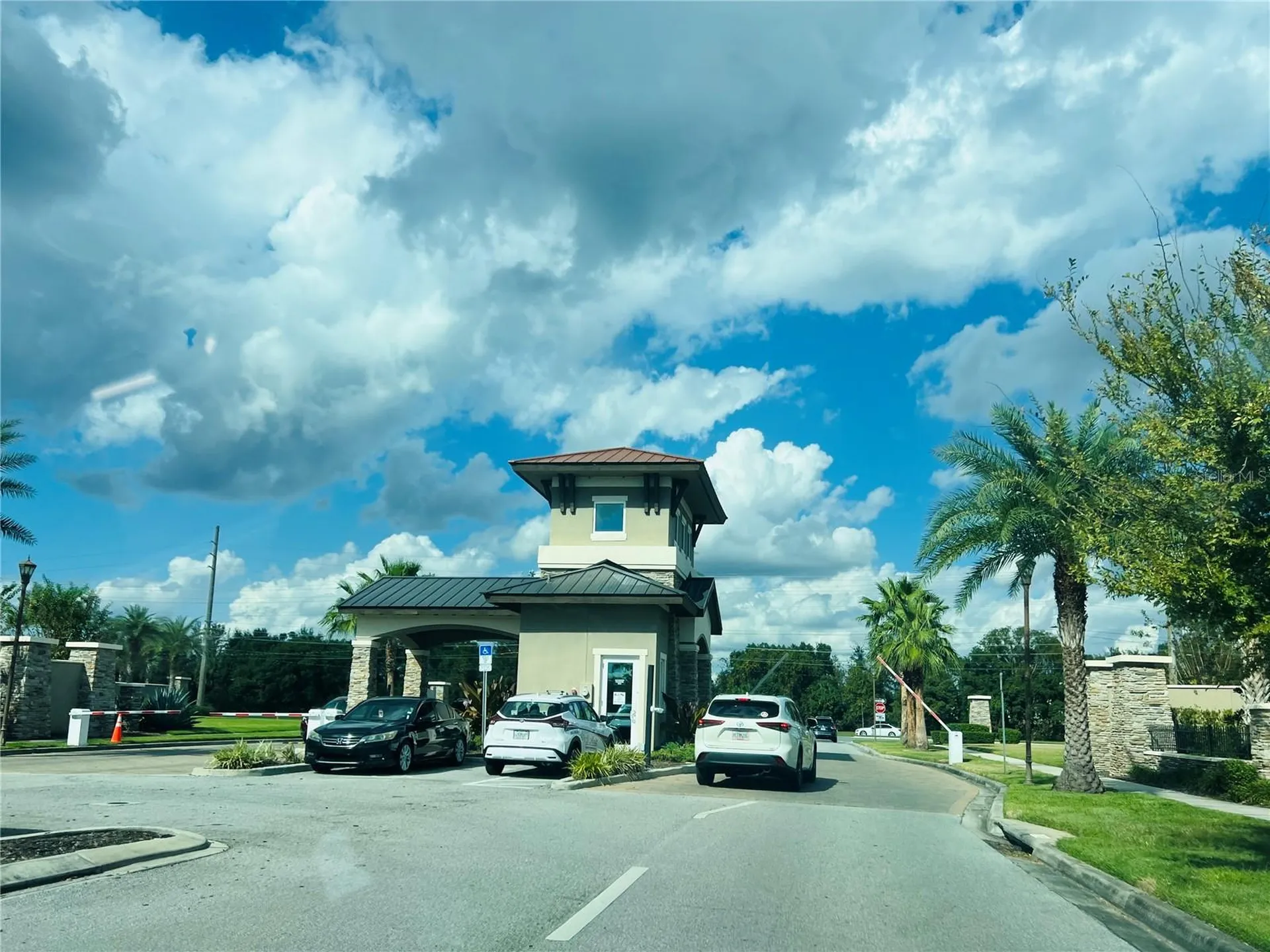 2477 Toscolona Drive Kissimmee FL 34741