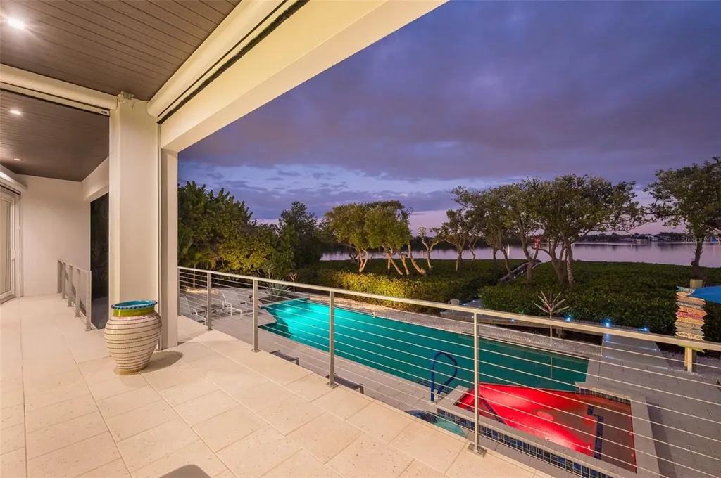 222 Morningside Drive Sarasota FL 34236