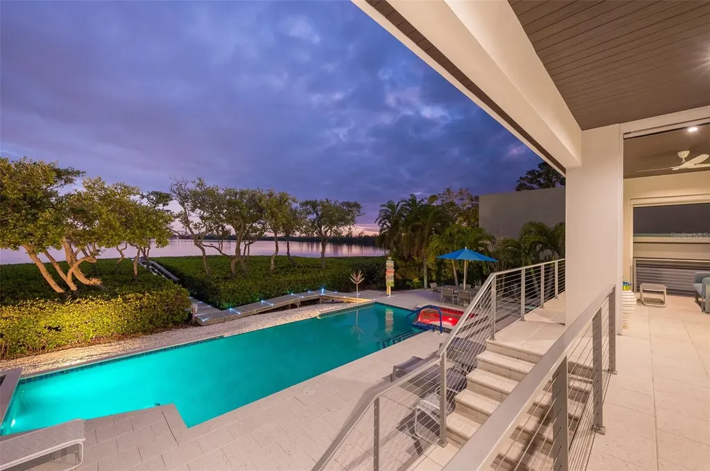 222 Morningside Drive Sarasota FL 34236