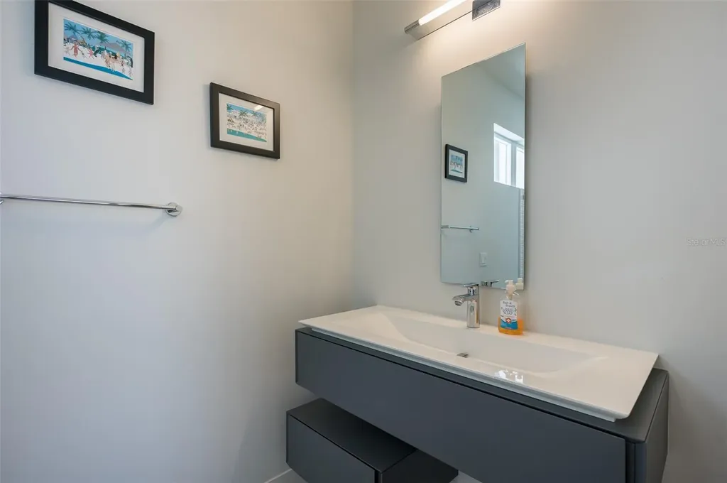 222 Morningside Drive Sarasota FL 34236