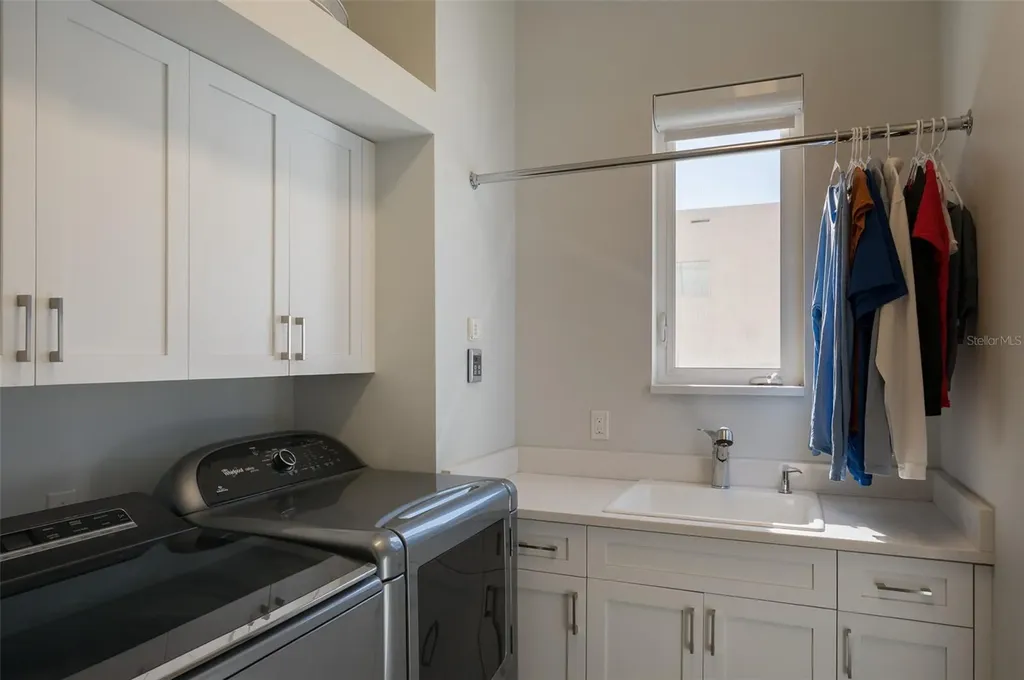 222 Morningside Drive Sarasota FL 34236