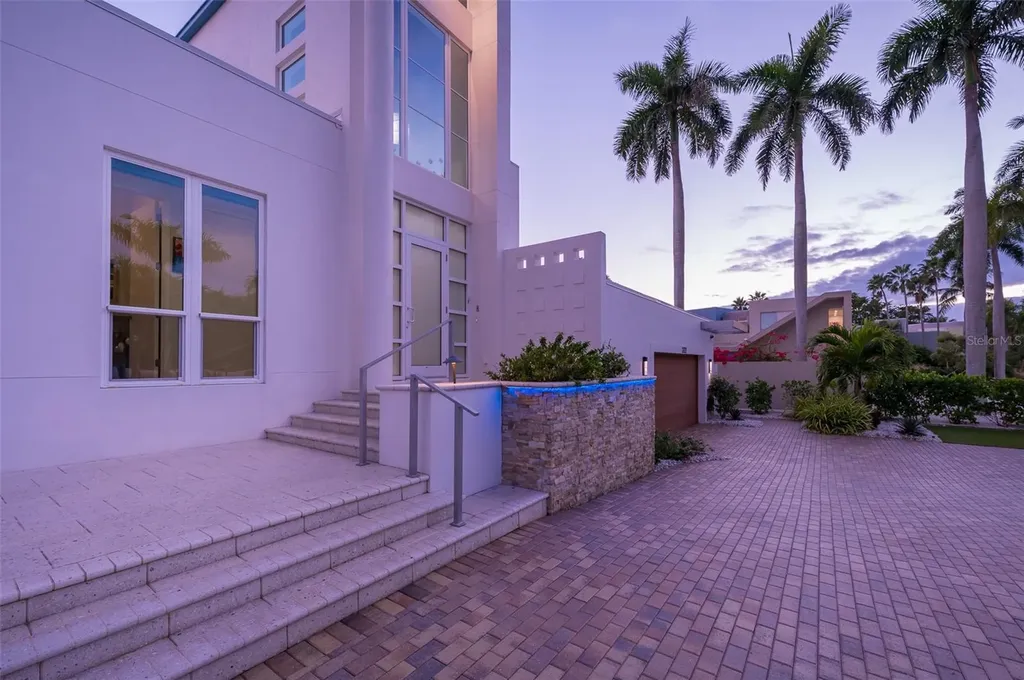 222 Morningside Drive Sarasota FL 34236