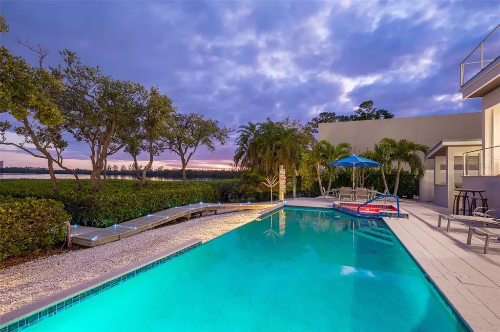 222 Morningside Drive Sarasota FL 34236