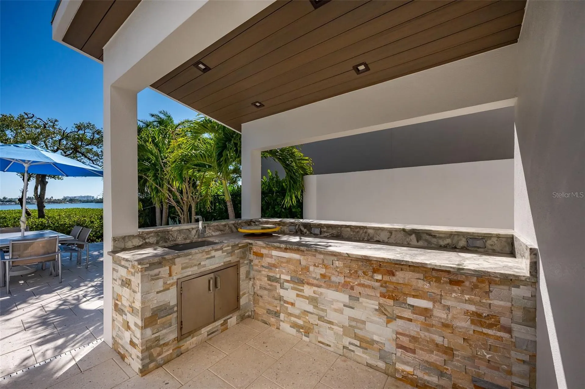 222 Morningside Drive Sarasota FL 34236