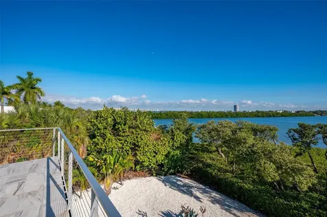 222 Morningside Drive Sarasota FL 34236
