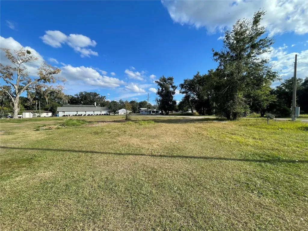 7 4th Street SE Fort Meade FL 33841